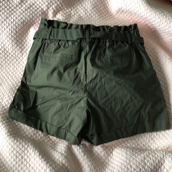 Shorts - Picture 3 of 3